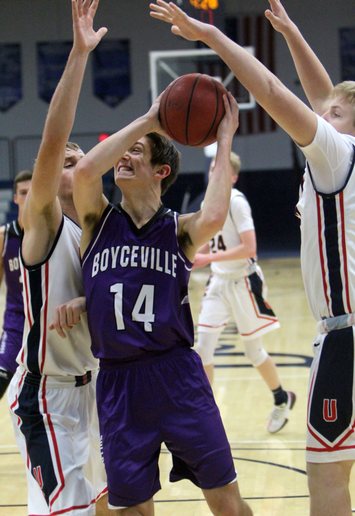 Boyceville boys basketball vs Unity at UW-Stout 12-1-18